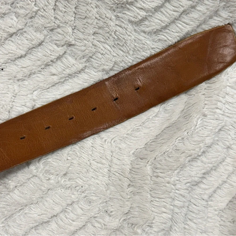 Vintage Hickok Belt Makers, Carmel Brown Cowhide Leather Gold Tone Buckle, M